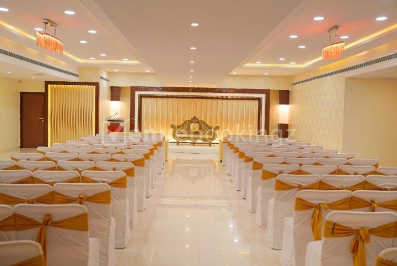 Hotel Tulips Grand Хайдарабад Экстерьер фото
